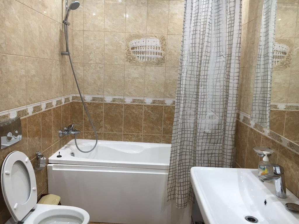 Apartment Na Pervomayskoy 19 Sochi Bagian luar foto